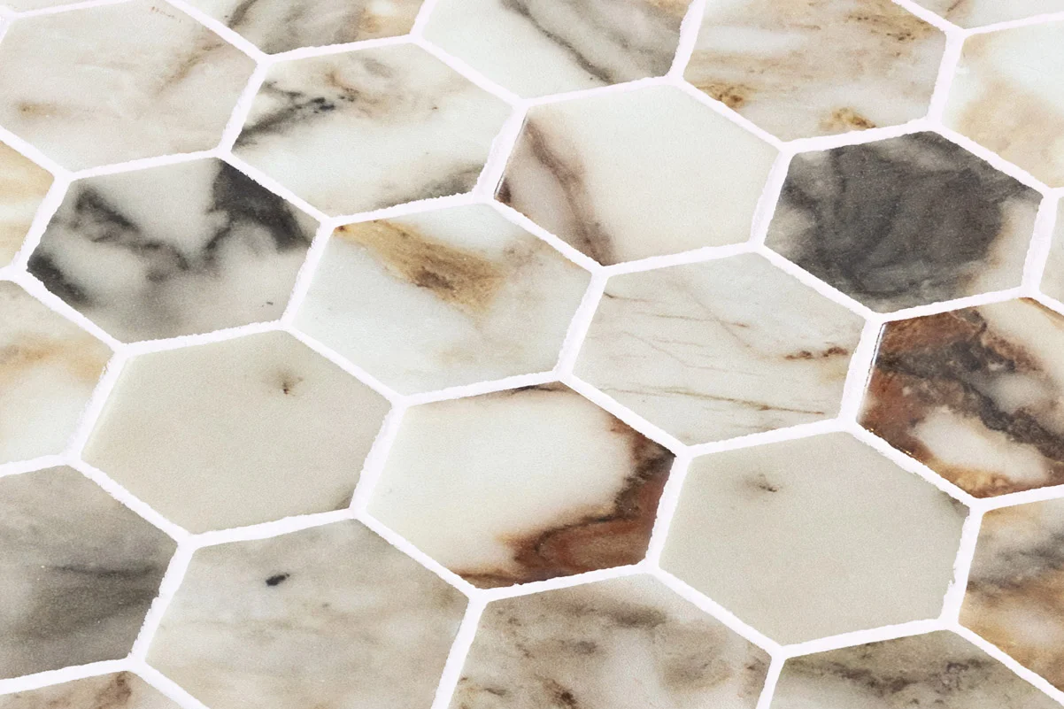 Hex-XL-Arabescato-Gold-Matte_det