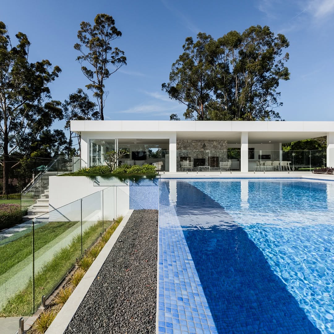 PISCINA_ARTISAN_EXTERIOR_ORPHEUS_MEZCLAS_MAR_CAPRI_-3
