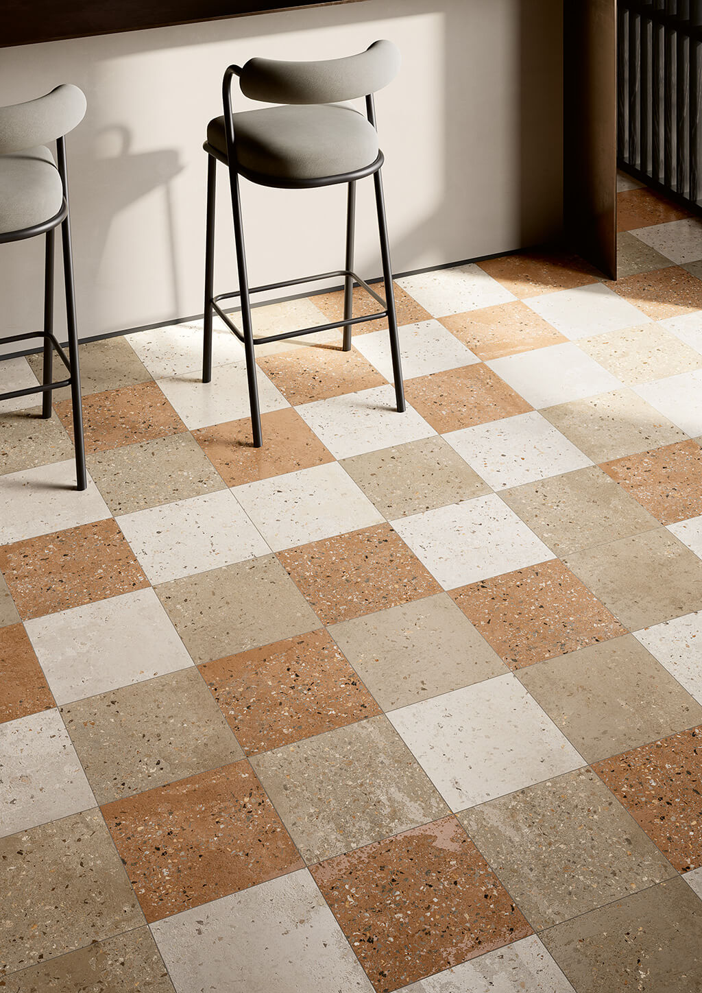Pavimenti-per-interni_Ceramica-Fioranese_Alchimia_Argento_Sabbia-Terracotta-Perla-2013x2013-1