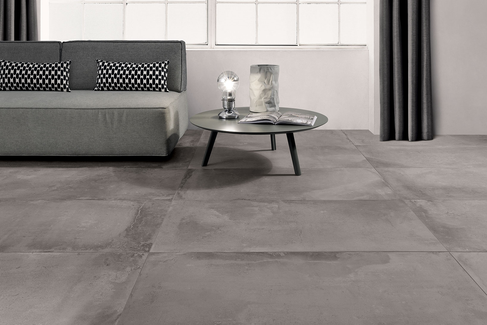 Pavimento-in-gres-porcellanato_Ceramiche-Coem_Cottocemento_Dark-Grey-60x120-1