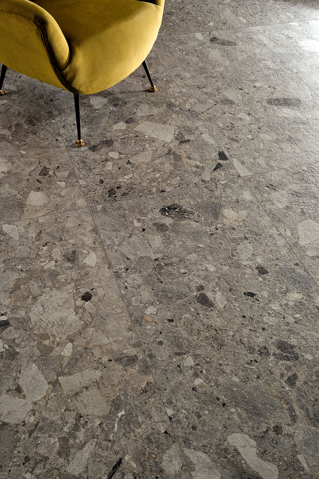 Piastrelle-pavimento_Ceramica-Fioranese_Frammenta_Antracite