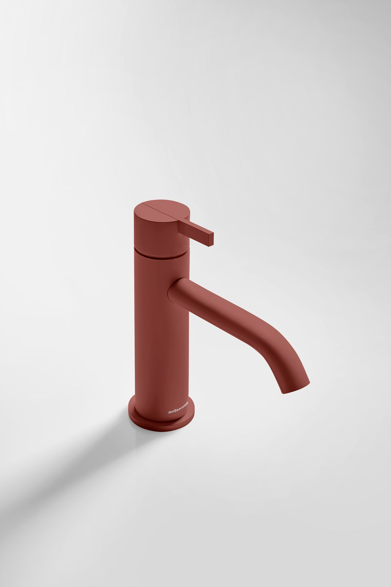 10_al_showroom_2023_10_19_essentia_laccato_bianco_03_terracotta_1698247140091