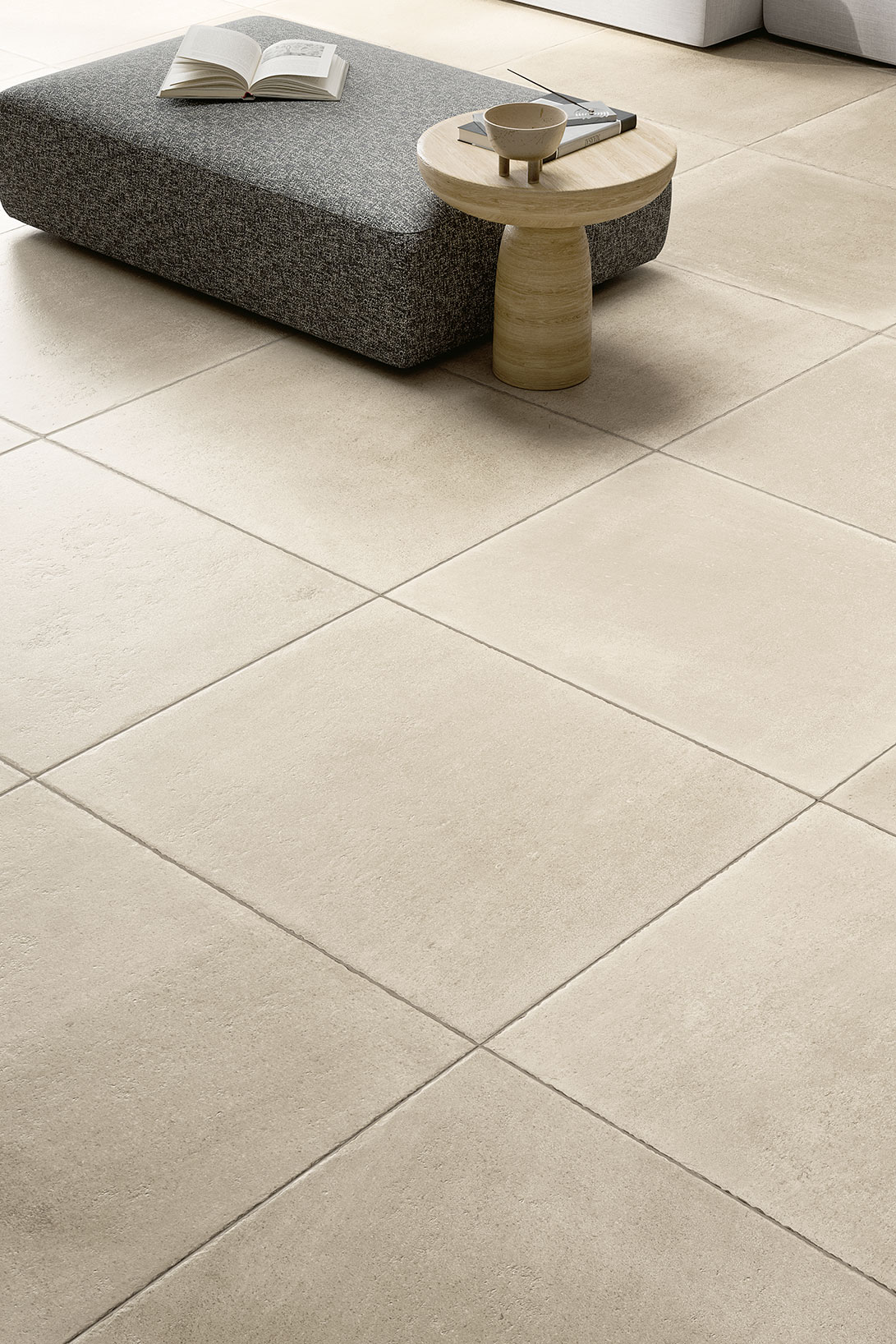 Ceramiche-Coem_English-Stone_Ivory-604x906_pavimenti-interni