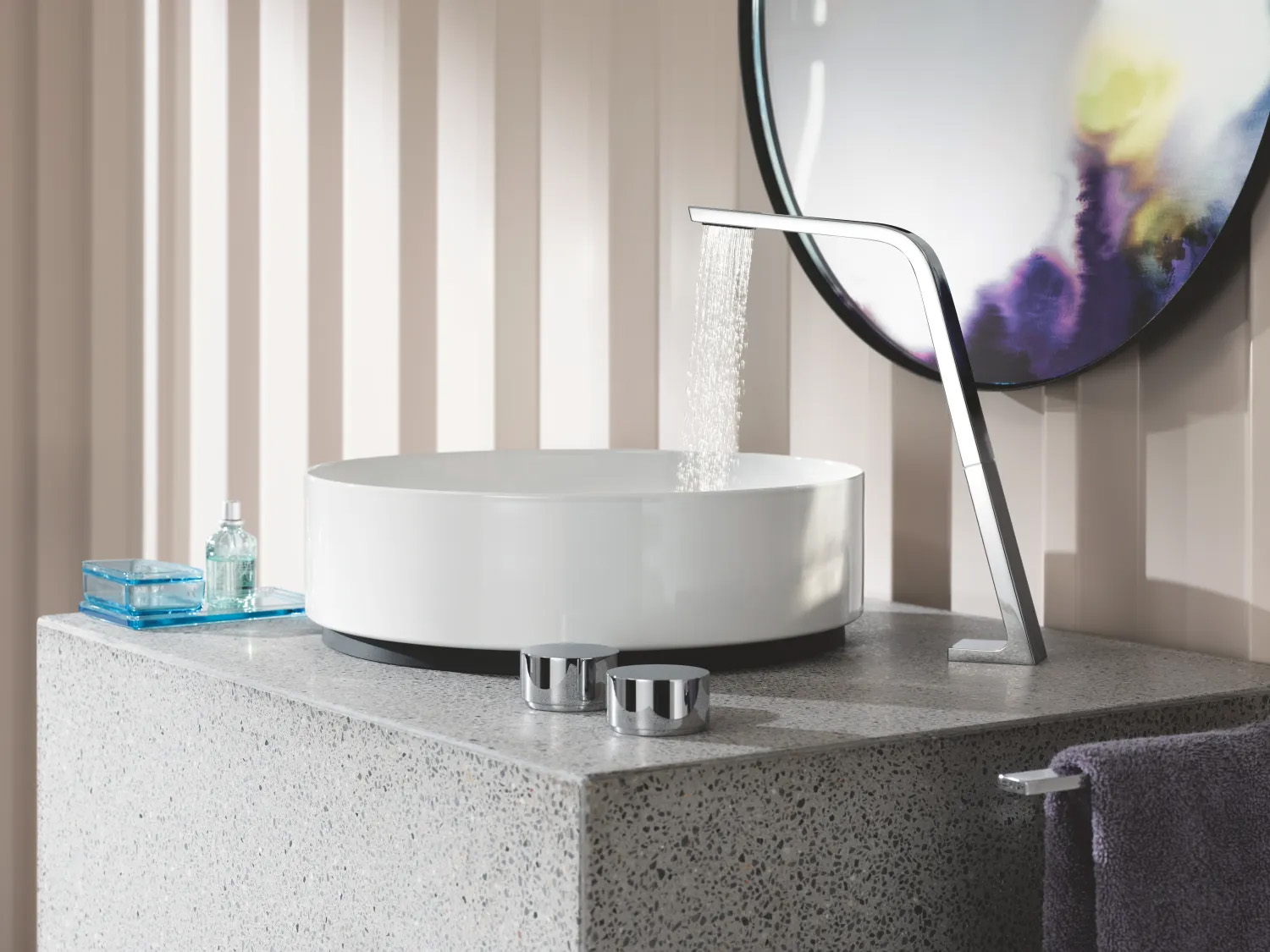 Dornbracht-CL1-inspiration-bathroom-washbasin-faucet-Chrome