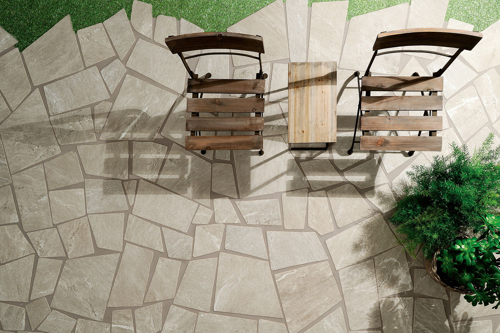 Gres-porcellanato-effetto-pietra_Ceramiche-Coem_Cardoso_Beige-Palladiana-Strutturato-Burattato-1