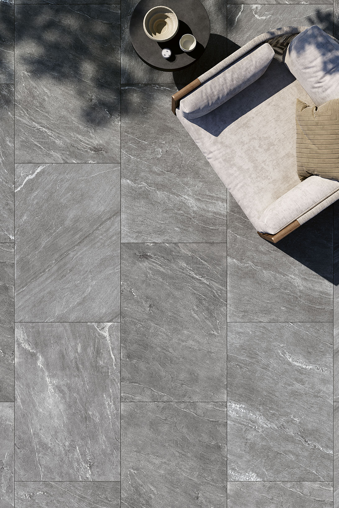 Piastrelle-da-esterno_Ceramiche-Coem_Cardoso-Grigio-Scuro-604x906-GresX2-Strutturato-1