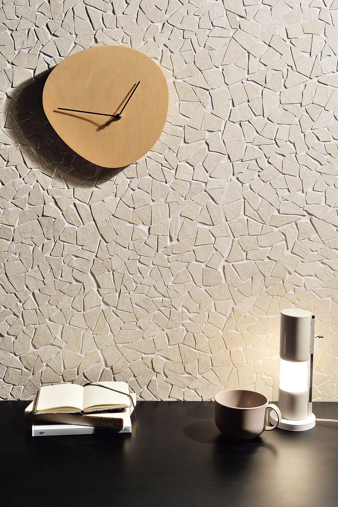 Rivestimenti_Ceramiche-Coem_Kavastone_Ivory-Mosaico-Palladiana-1