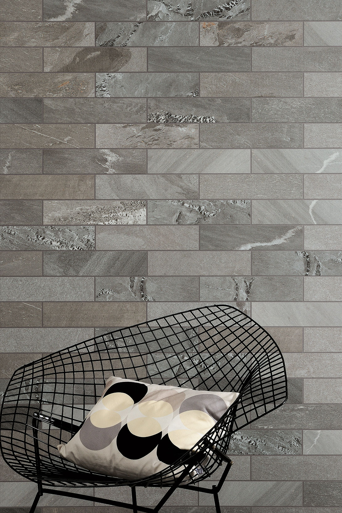 Rivestimento-gres-effetto-pietra_Ceramiche-Coem_Cardoso_Grigio-Chiaro-73x30-1