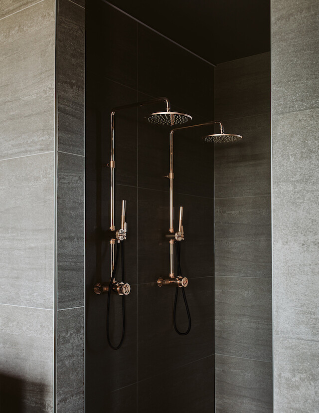 bold-shower_columns01-web.640x0