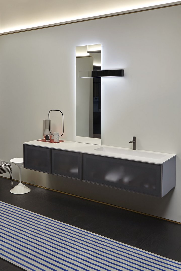 04_salonedelmobile_2018_showroomfiera_bespoke_01_1636441477323