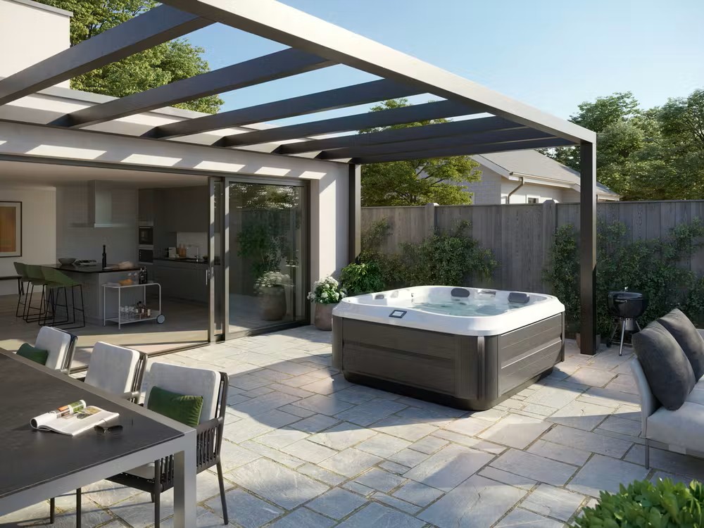 Jacuzzi - J-325 Hot Tub