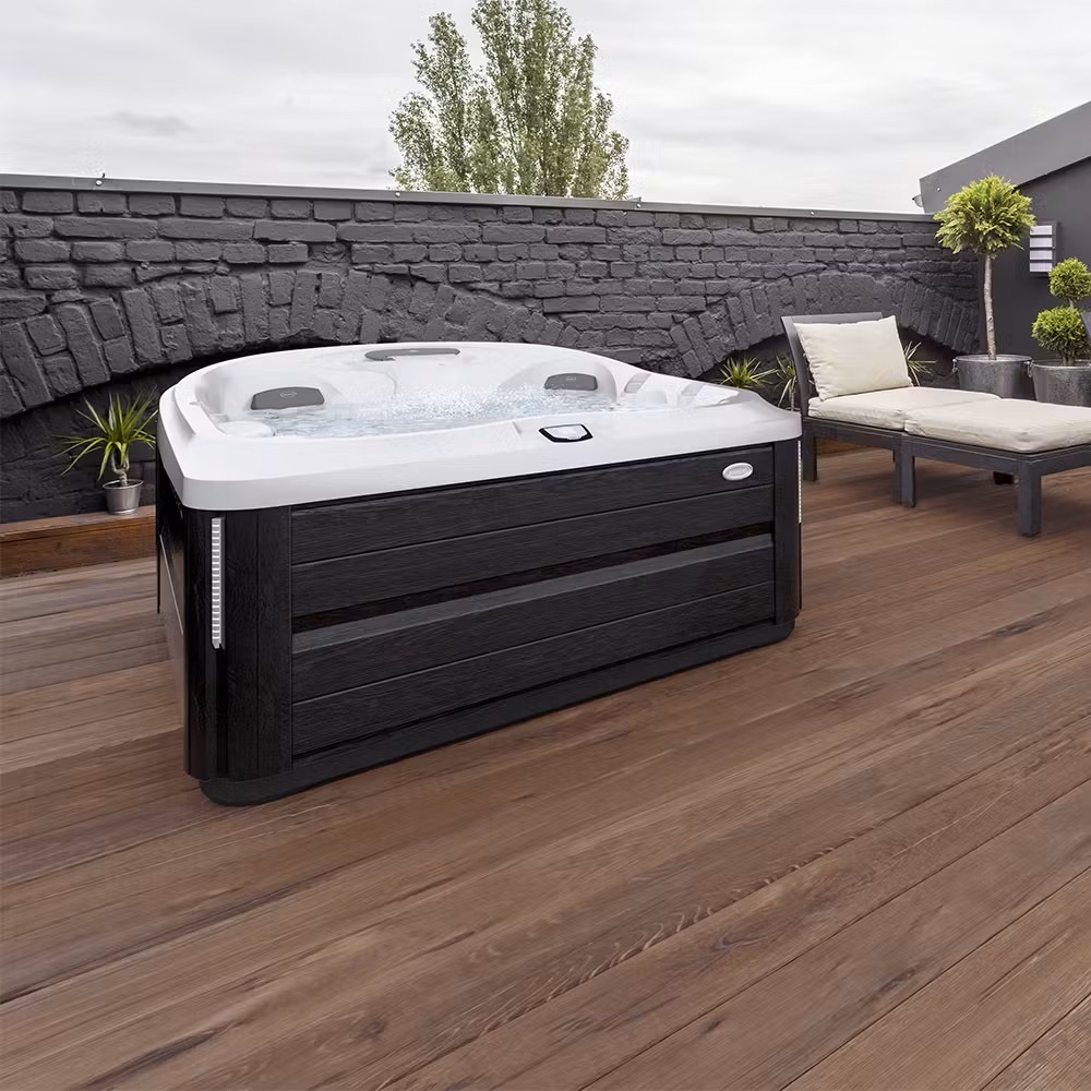 Jacuzzi - J-435 Hot Tub