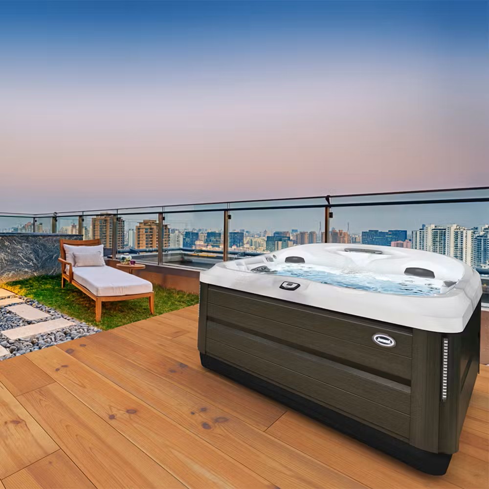 Jacuzzi - J-475 Hot Tub
