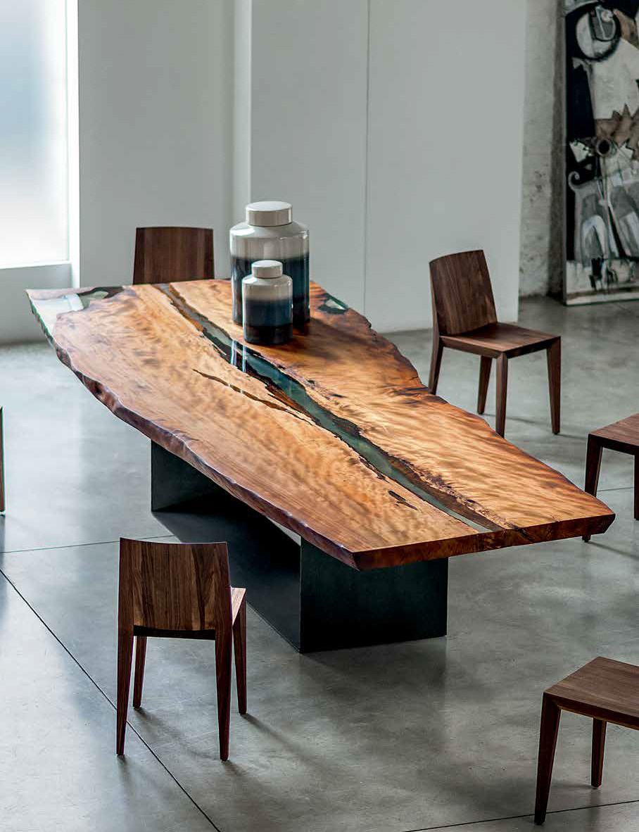 Riva 1920 - Kauri Cube Table