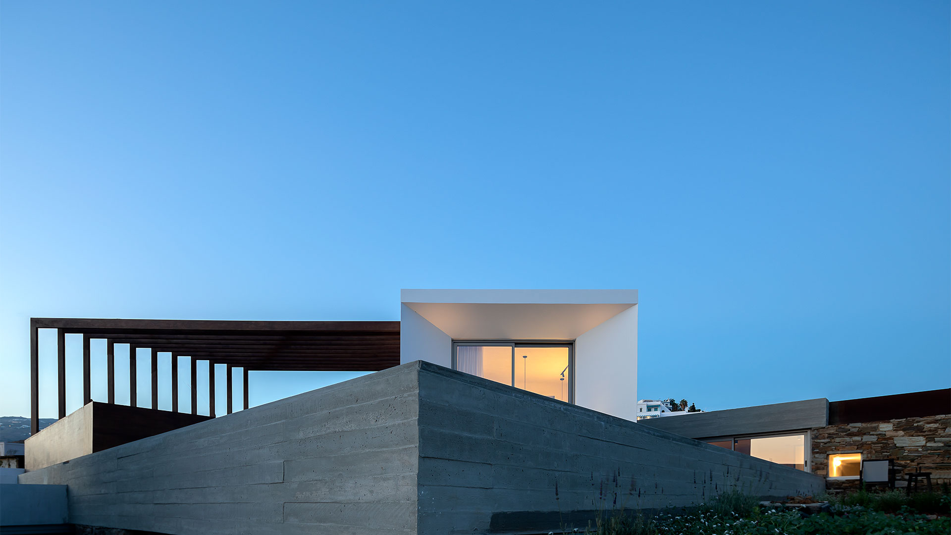 pnoes-tinos-luxury-architecture-0-cover