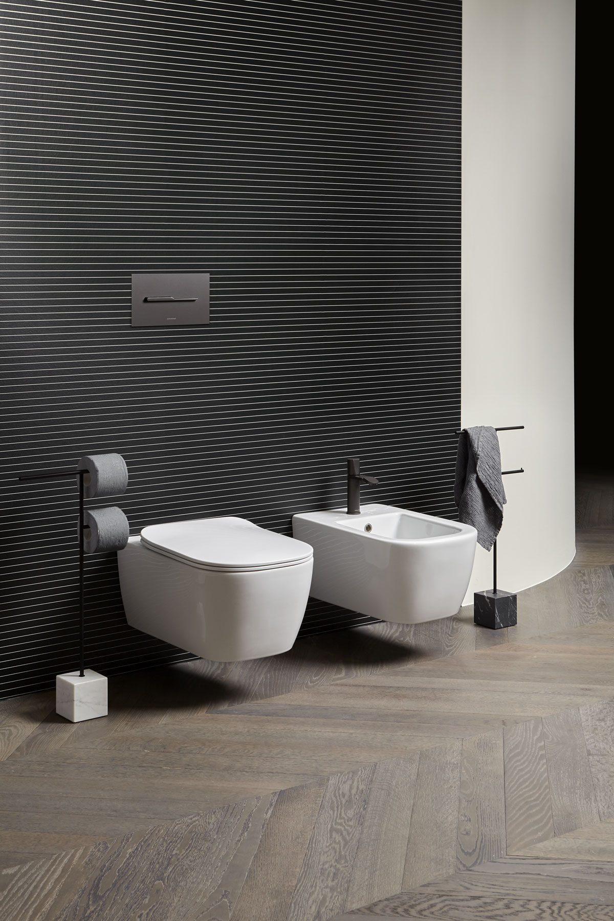 04_al_showroom_2020_09_23_bivio_black_03_1627552194846