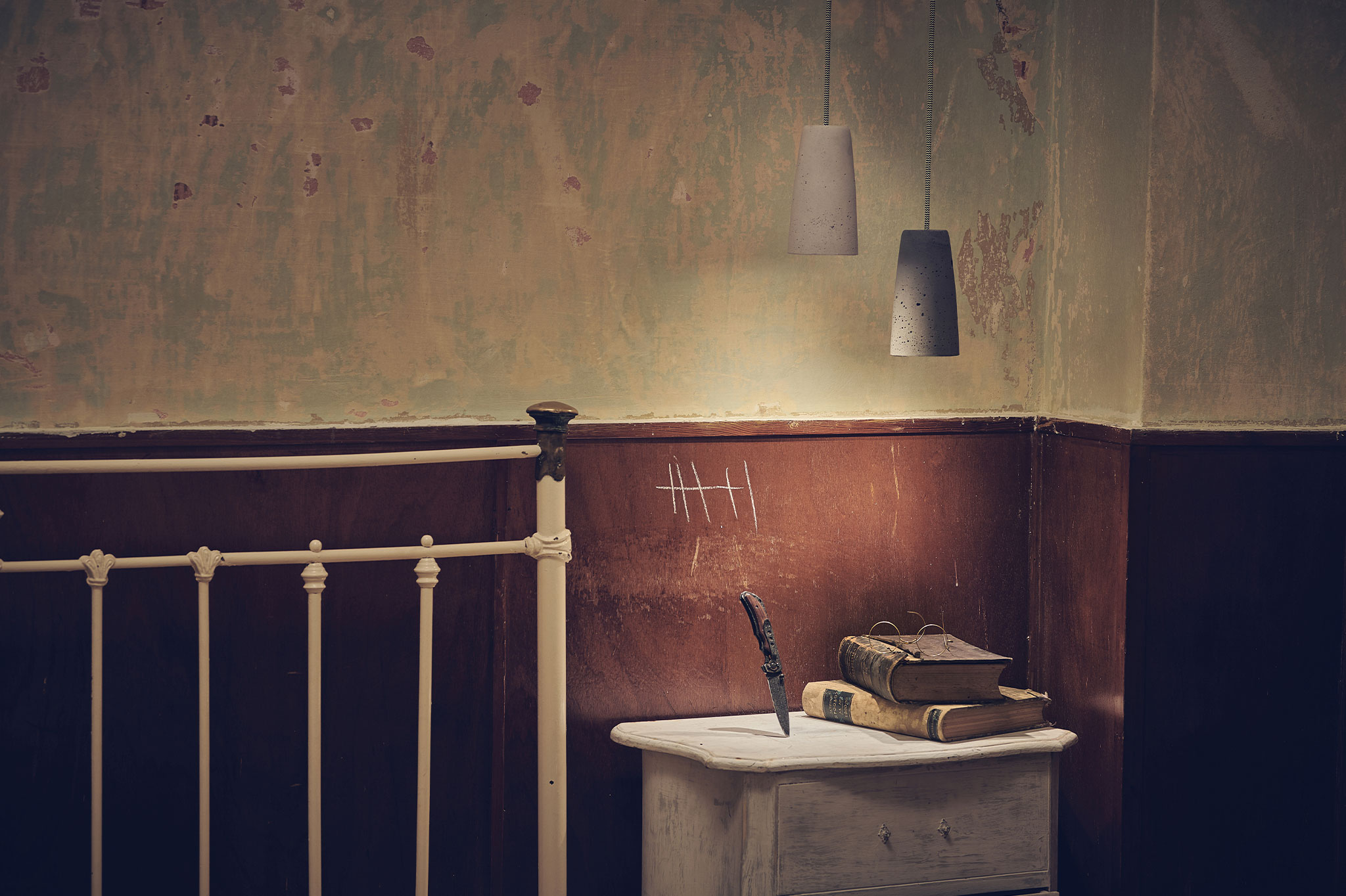 PHARI_Urbi_et_Orbi_cement_pendant_lamp_BANNER-2