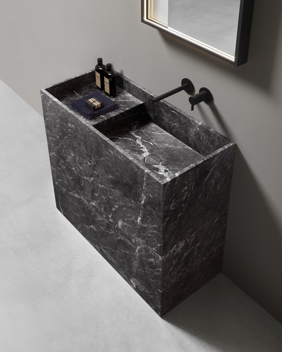 03_al_showroom_2023_12_18_street_floor_grigio_lavico_08_arredata_mod_1707384587717