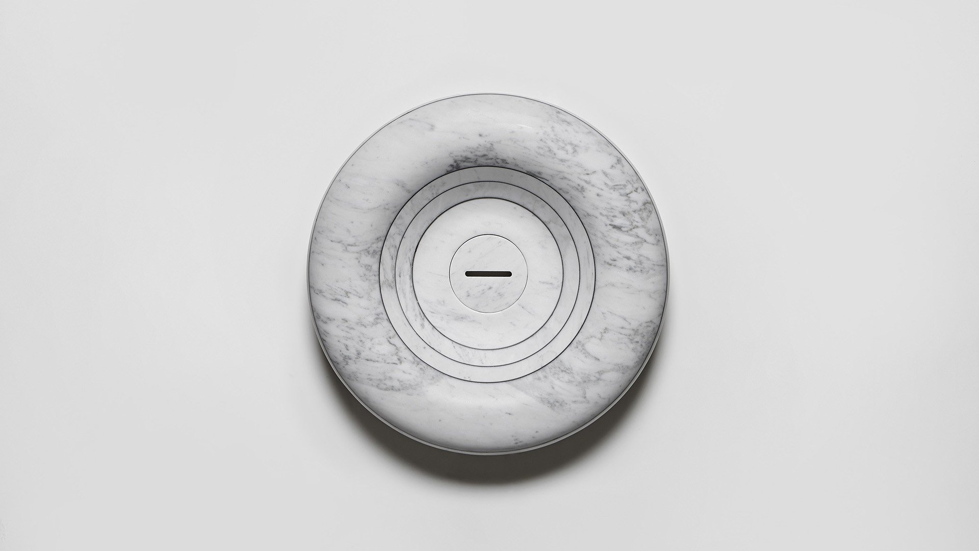 1595231433627_2_4_al_showroom_2020_03_10_gessato_orizzontale_tondo_fondo_bianco_01_web