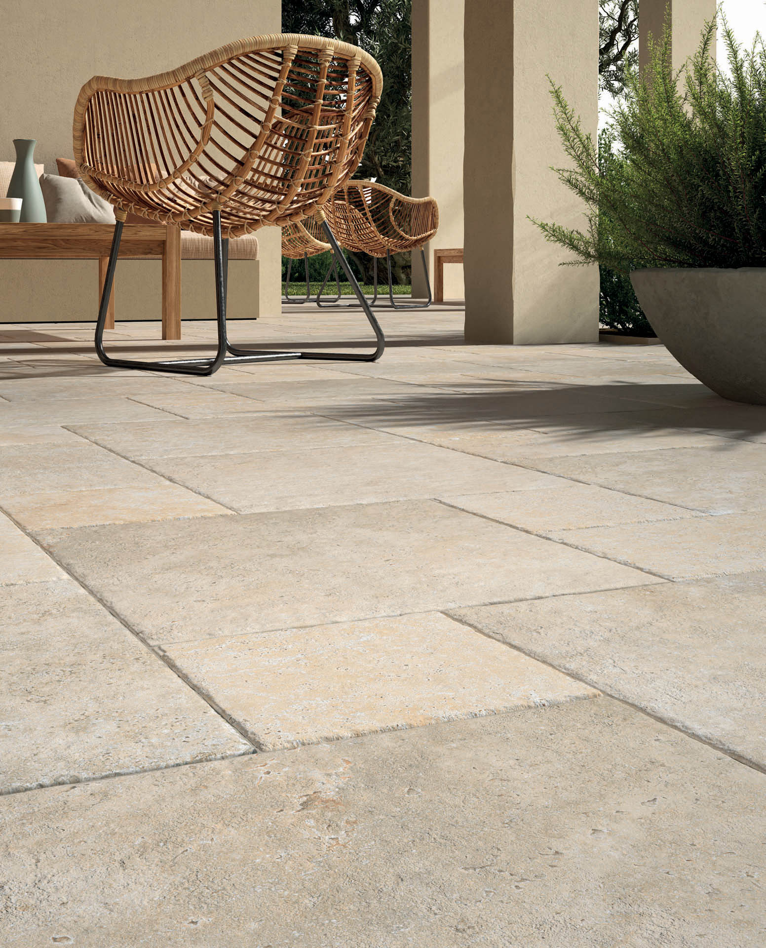 DUEG_STONE_AMB-03_outdoor_AVORIO_HR